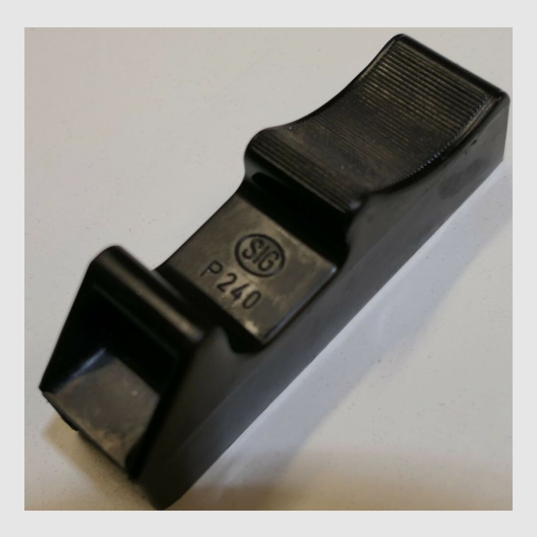 SIG Sig P240 magazine loading aid for caliber 9x19 .380 AUTO