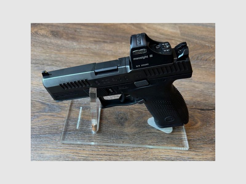 halbautomatische Pistole CZ P-10 C OR mit LP Meopta meosight III