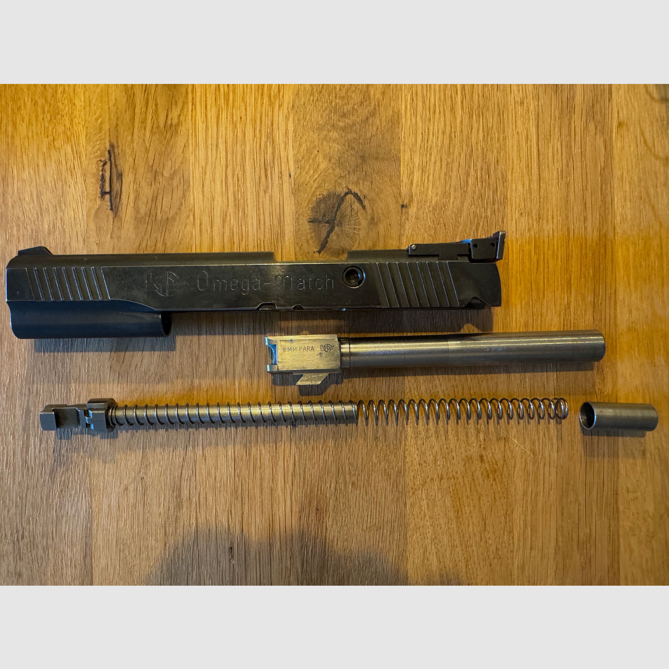 KPS Omega Match – .45 ACP + 9 mm Wechselsystem, je 2 Magazine