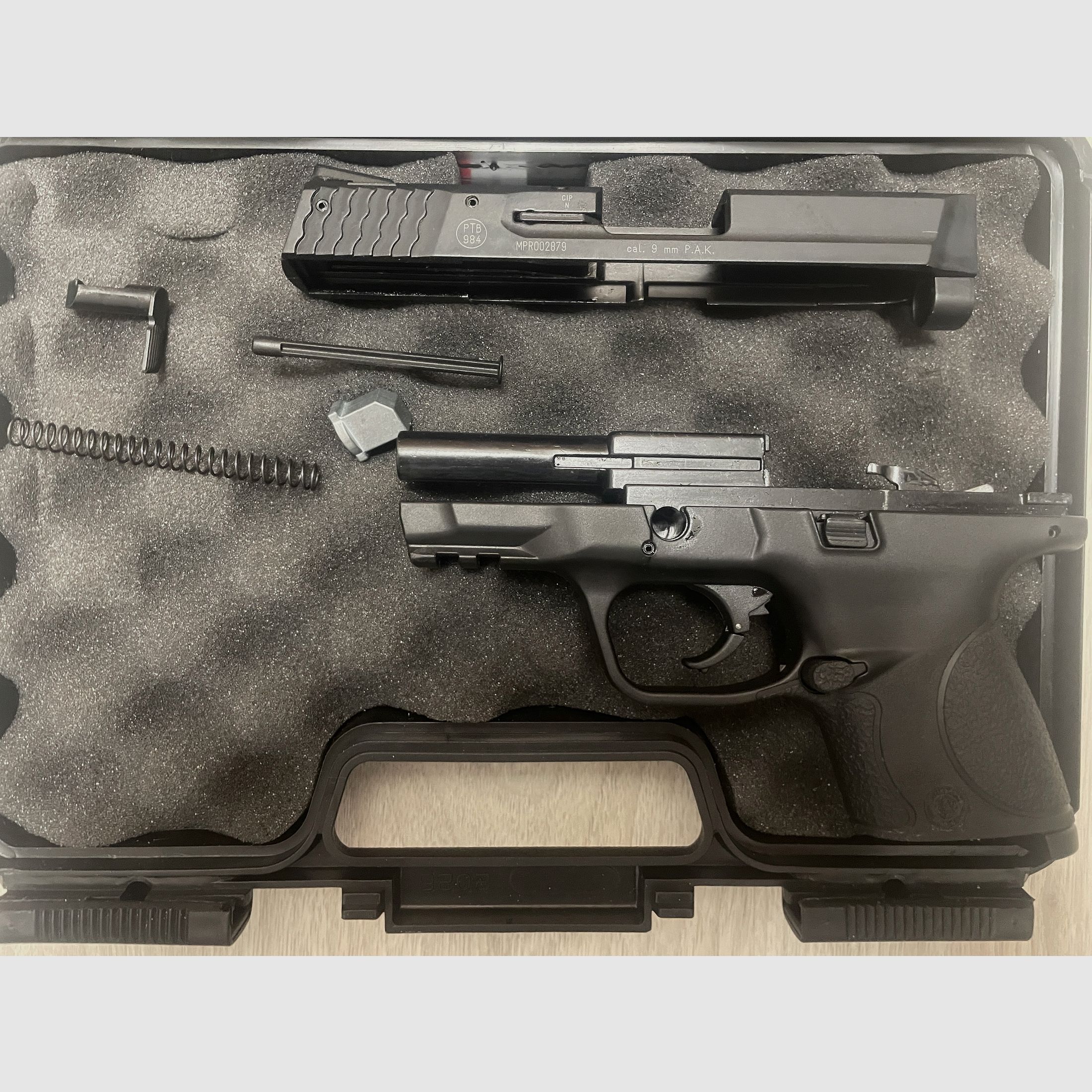 Umarex Smith & Wesson M&P9c 9 mm P.A.K. – komplett & ungeschossen