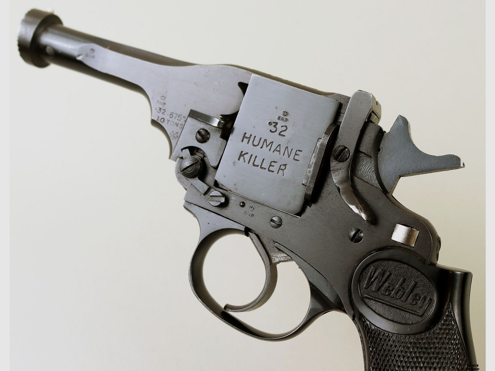 Pistole Webley & Scott mod. Mark IV Humane Killer Kal. 7,65 mm Matr. 73744, Bild 6 von 17
