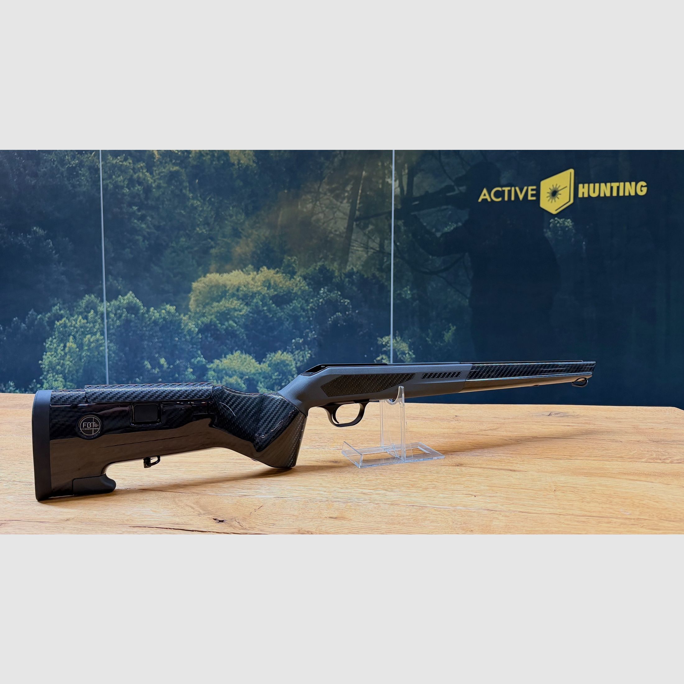 FBT – FINE BALLISTIC TOOLS / HOOGGLANZ SUPERERGONOMISCHE SCHAFT VOOR BLASER R8 / MET R8 SYSTEEM!!!, afbeelding 1 van 7