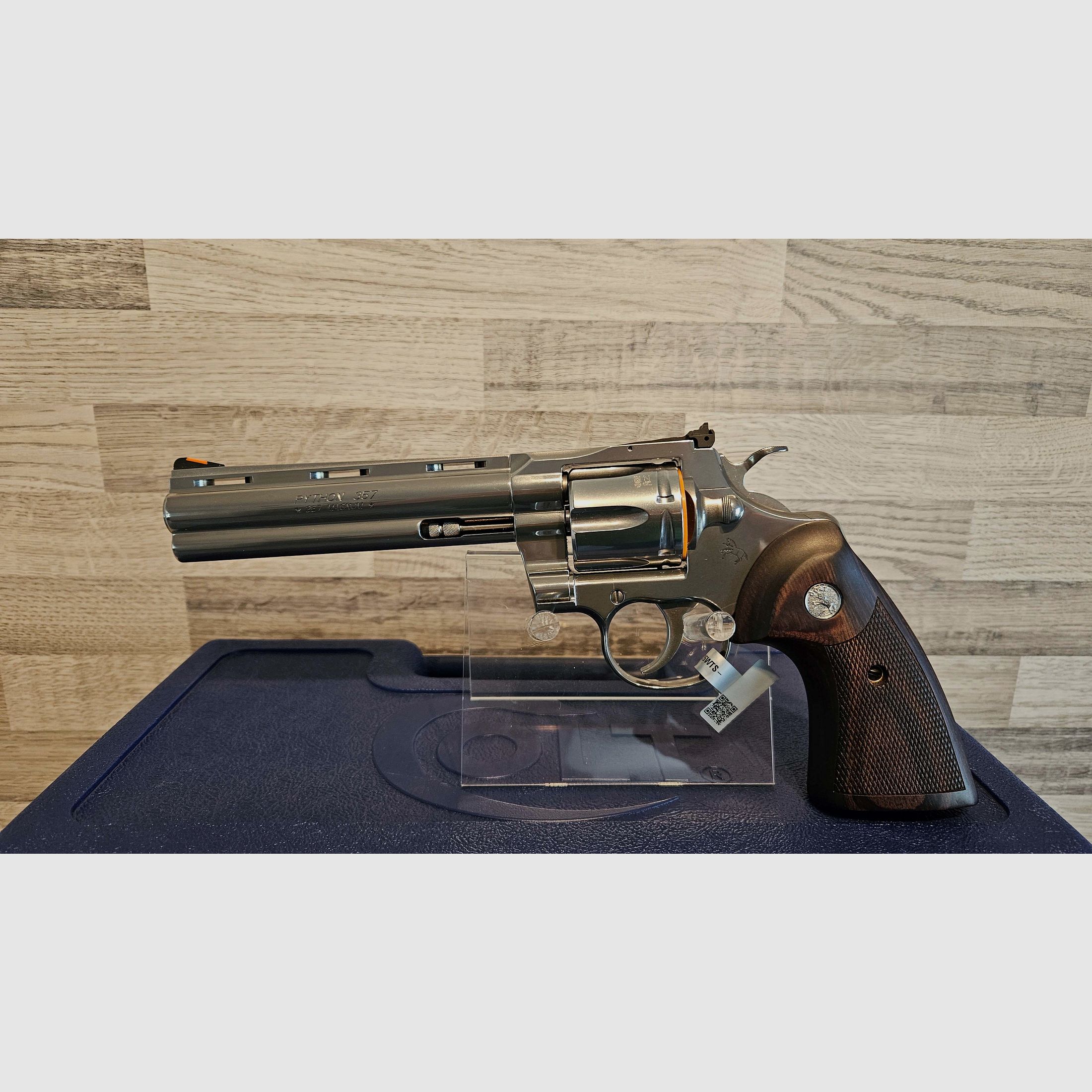 Neuware vom Fachhandel - Revolver Colt Python STS 6" SP6WTS Kal. .357Mag. - Sonderpreis