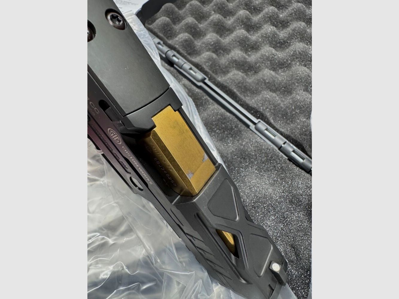 SIG Sauer P320 Spectre Gold 9mmLuger, immagine 3 di 3