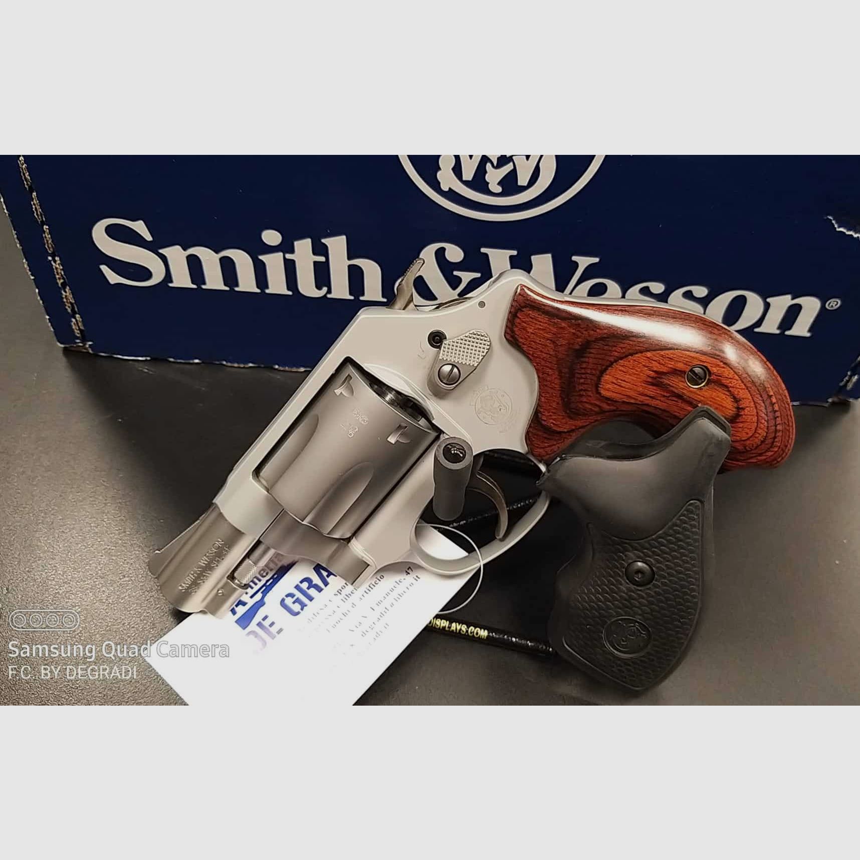SMITH&WESSON 637-2 AIRWEIGHT CALIBRE 38 SPECIAL, image 1 sur 4