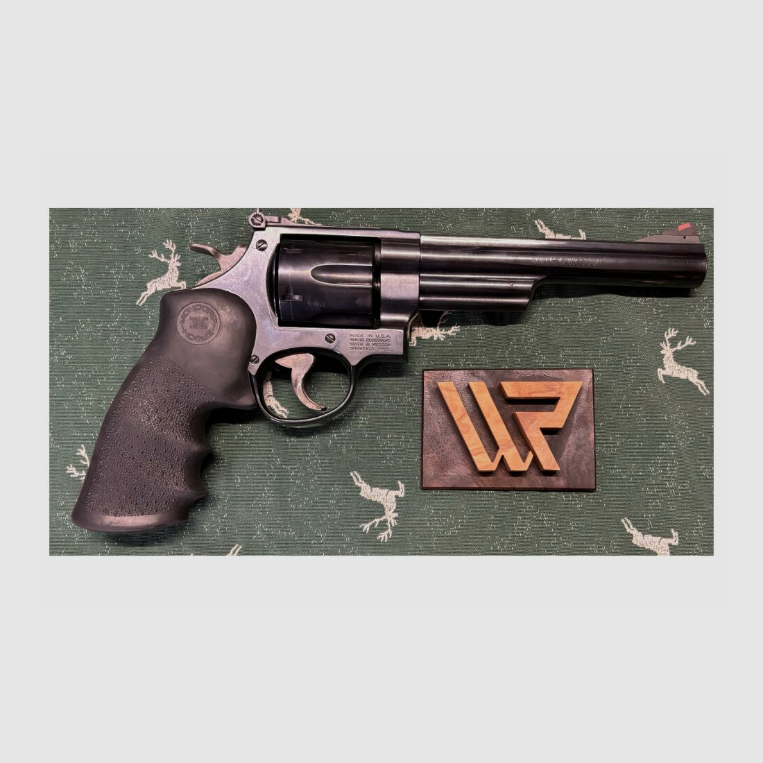 Smith & Wesson 29-10 .44RemMag