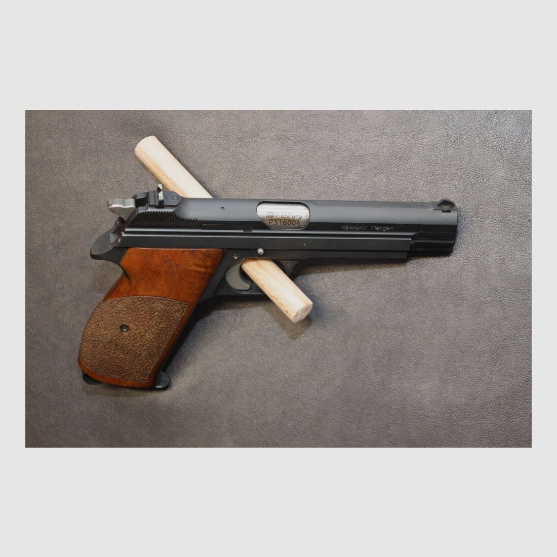 SIG P 210
