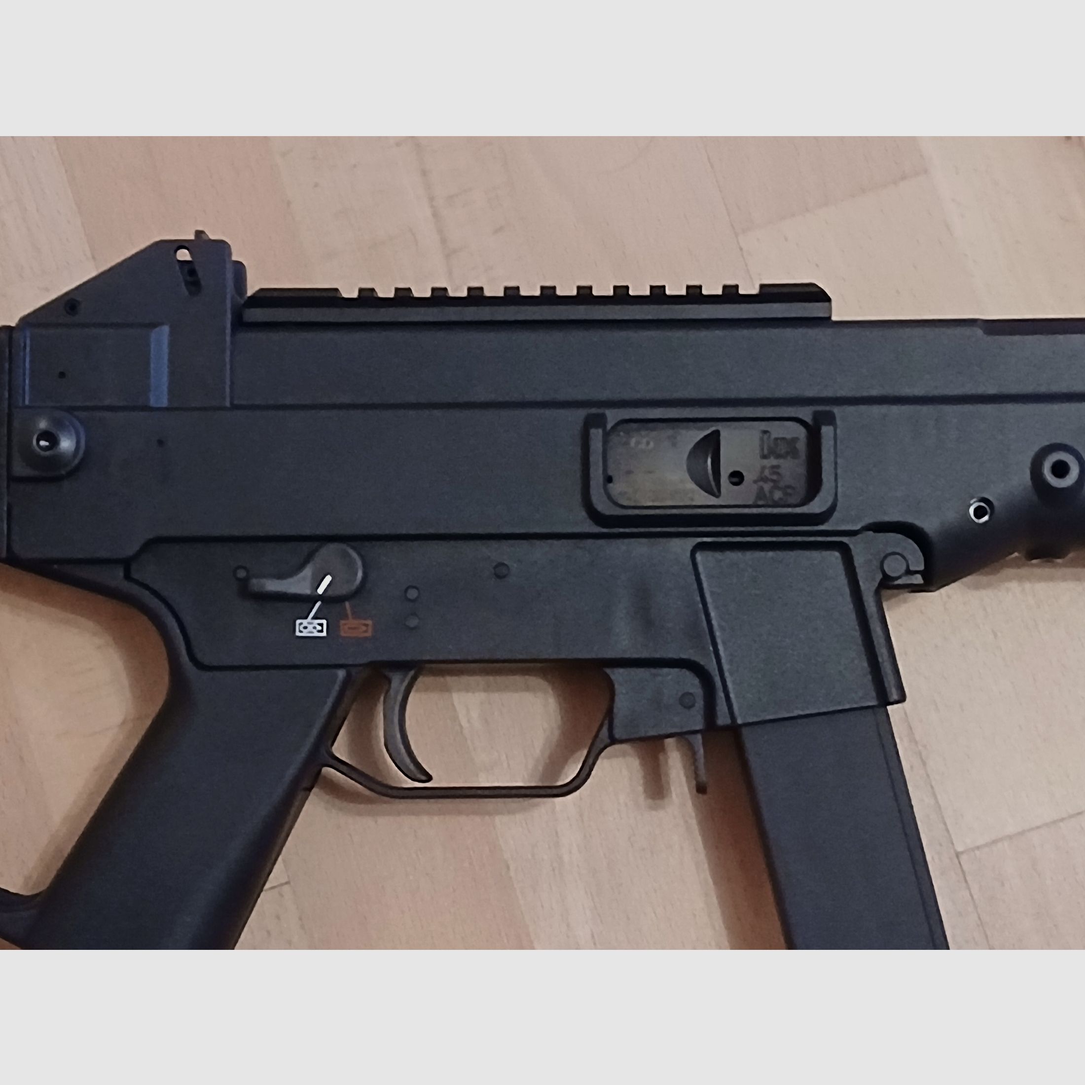 Heckler & Koch USC, .45 ACP, neuwertig