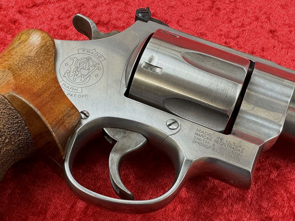 Smith & Wesson 629-5 Classic