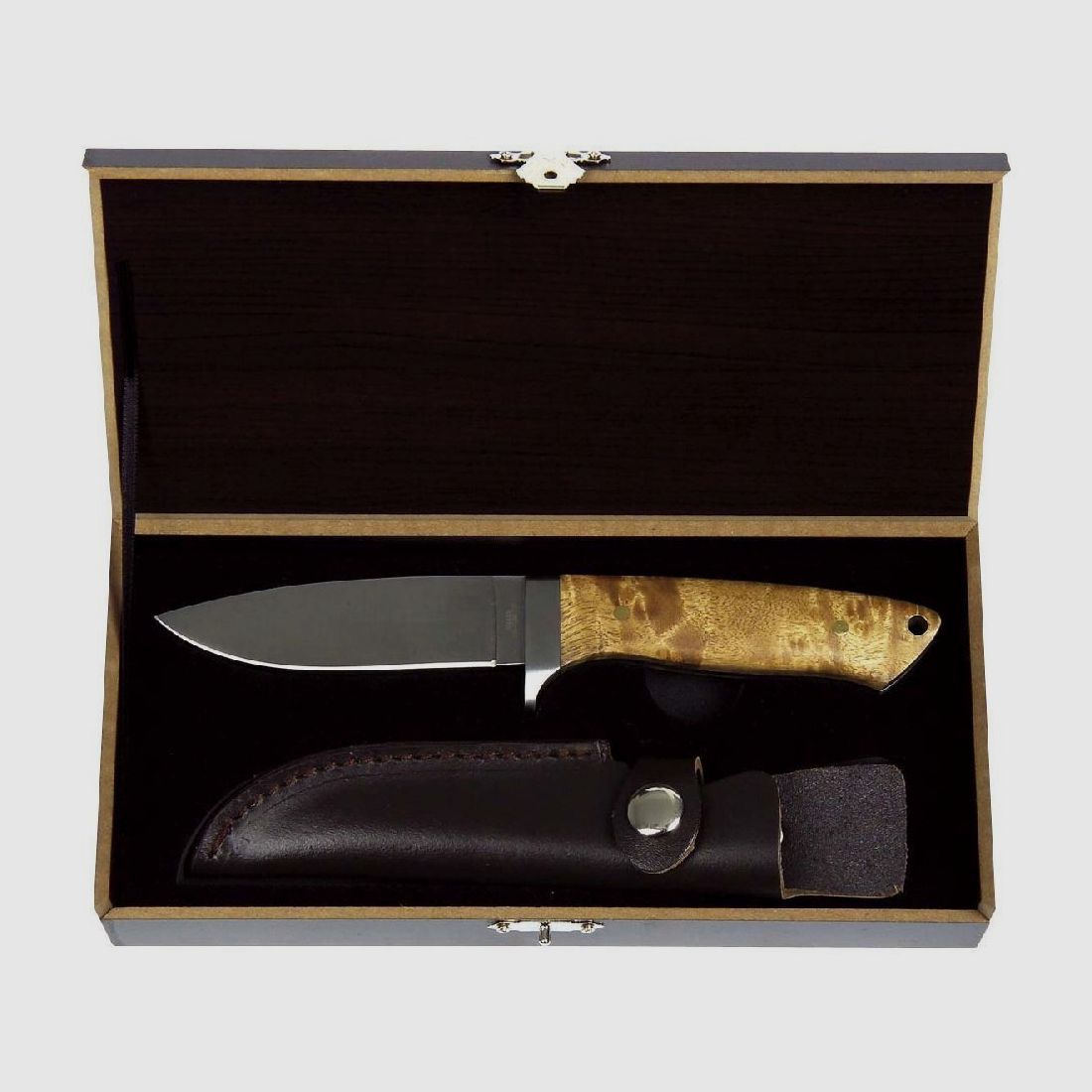Hunting knife, root wood