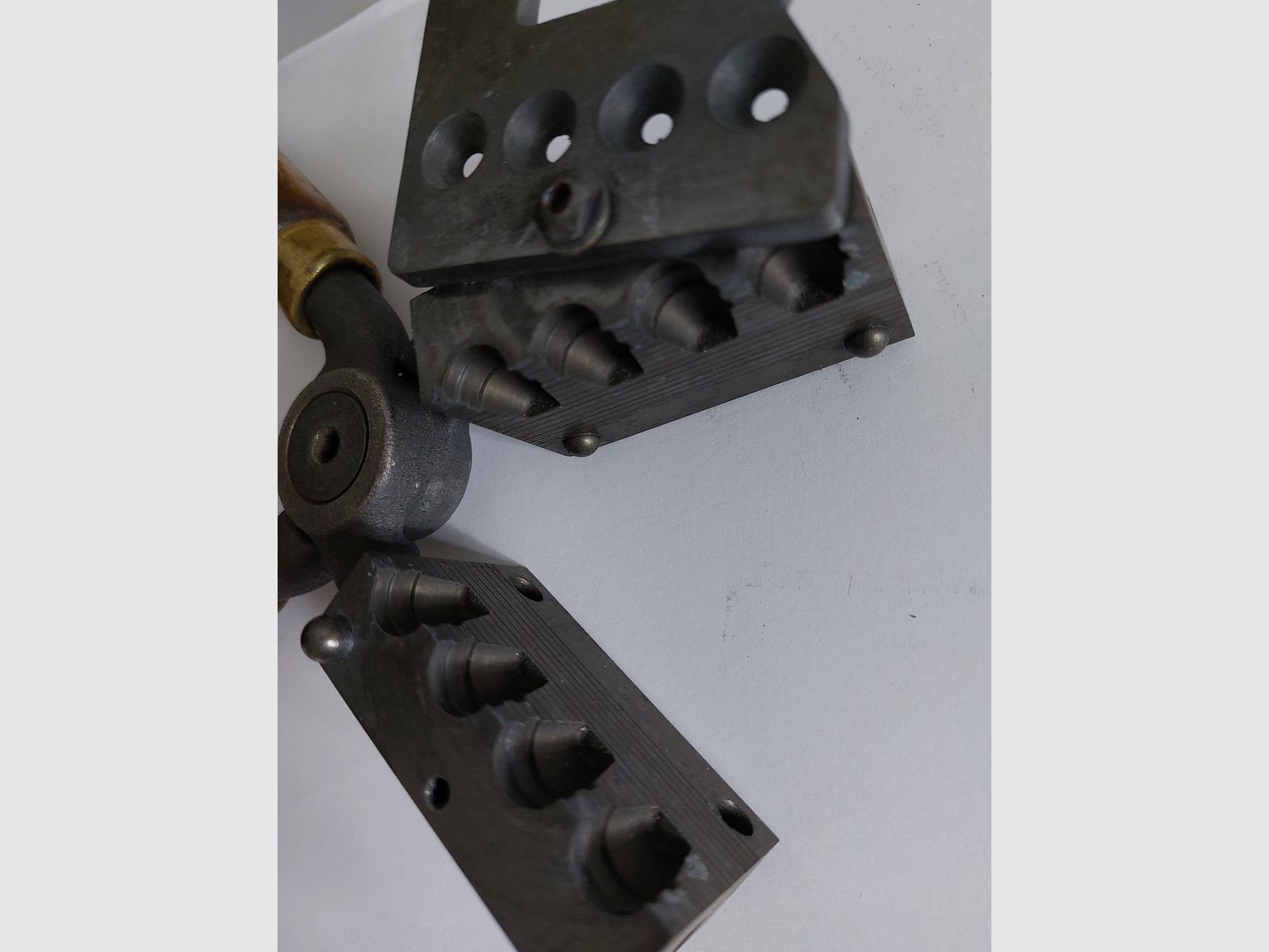 Saeco 068 G2H 4-fach Kokille Cal .45 + Zange