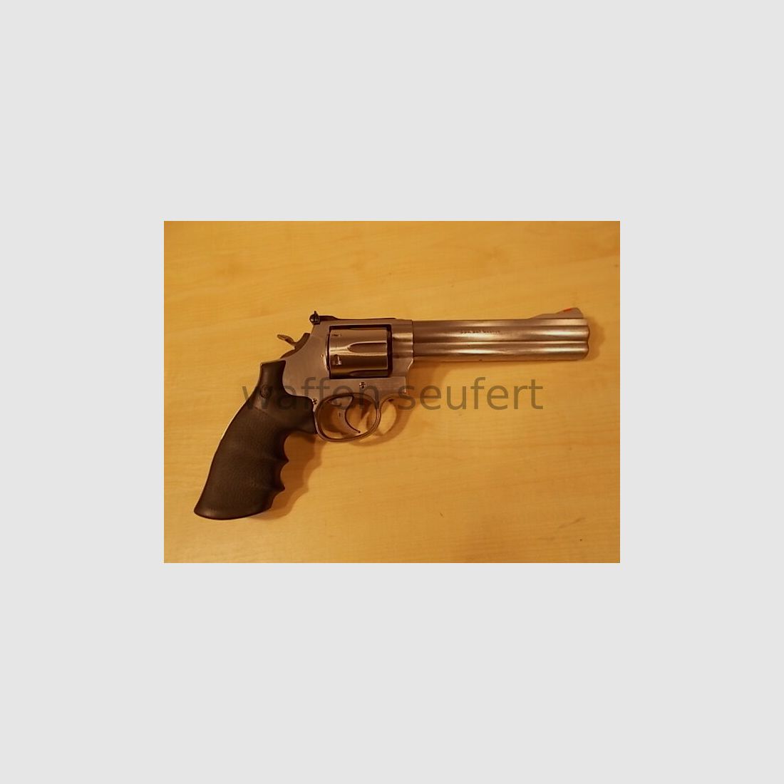 Smith & Wesson 686-5 6-Inch Stainless Revolver