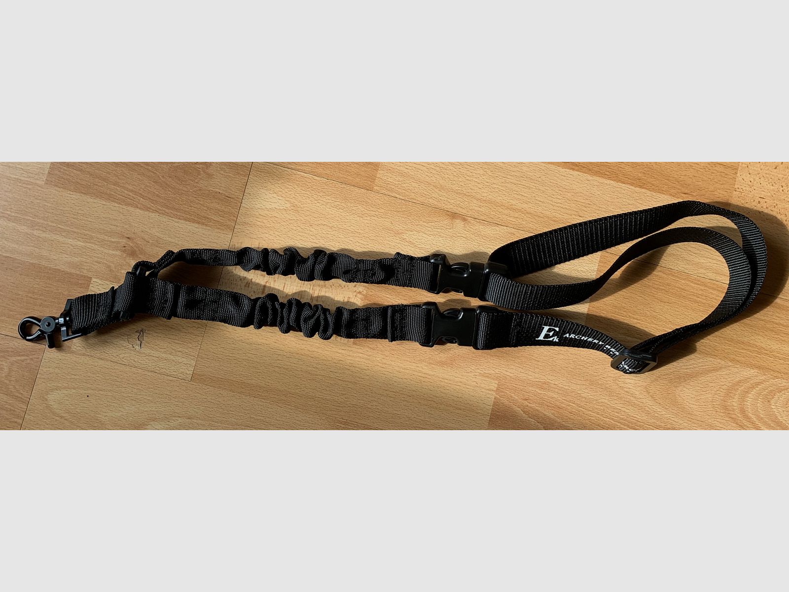 EK Archery Adder Repetierarmbrust mit viel Zubehör