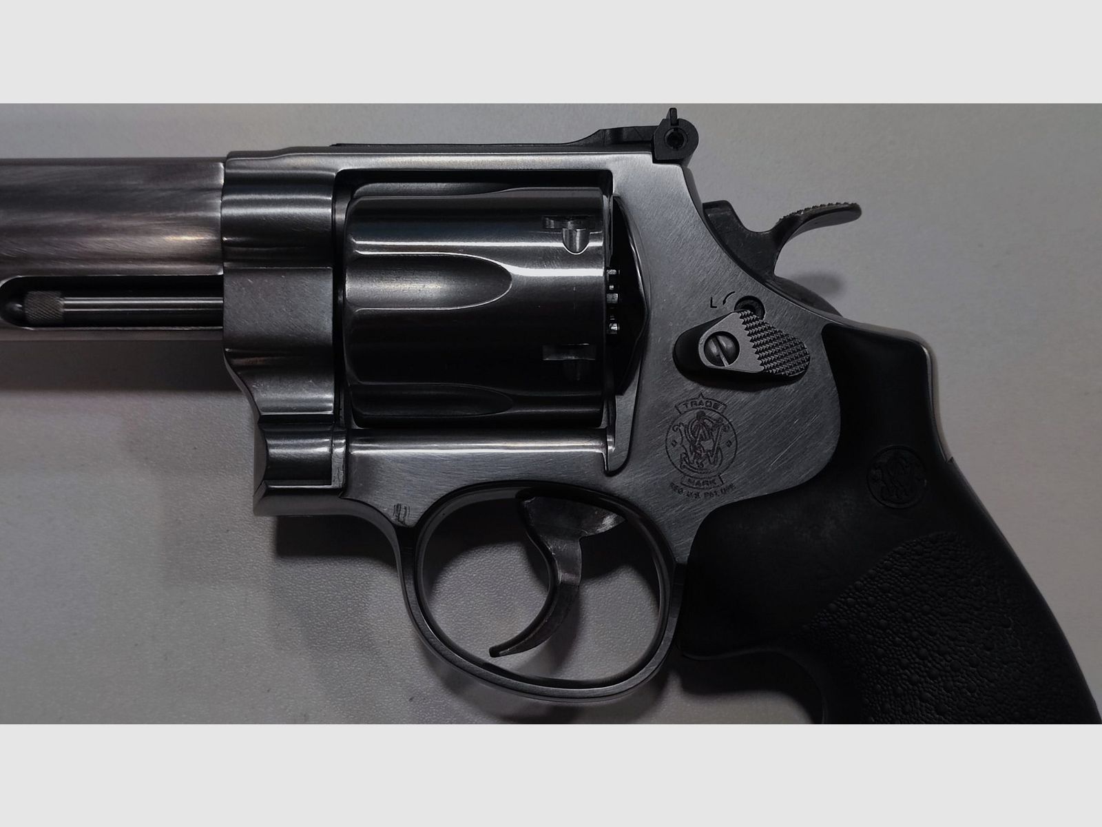 REVOLWER SMITH & WESSON 629 CLASSIC KAL. 44MAG, zdjęcie 2 z 14