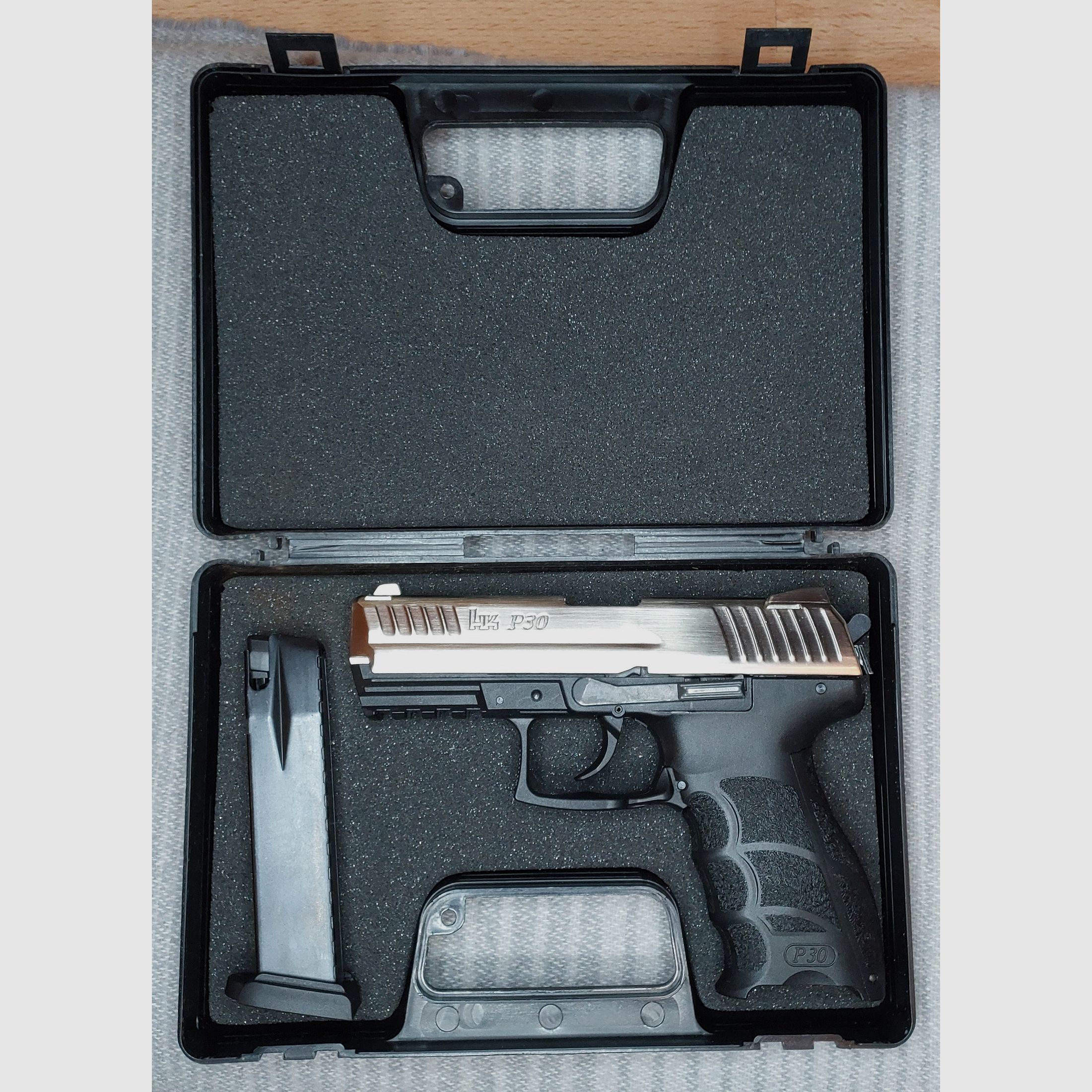 Heckler & Koch P30 blank-firing pistol 9 mm P.A.K. steel finish (PTB 912)