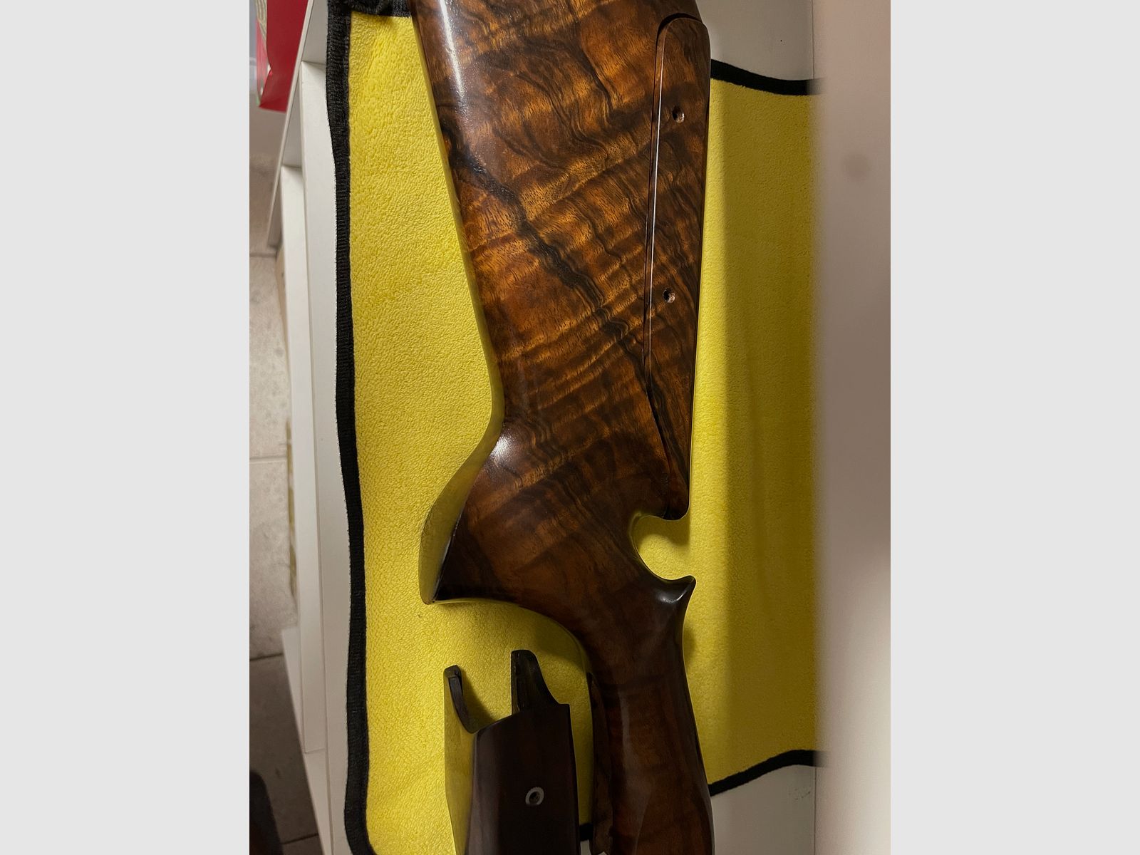 Beretta 682 Gold – Schaftset (Hinterschaft + Vorderschaft, verstellbar, Walnuss, RH)