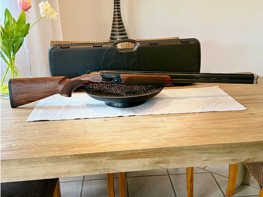 Beretta 690 Sporting black, 71cm 12/76 over-under shotgun