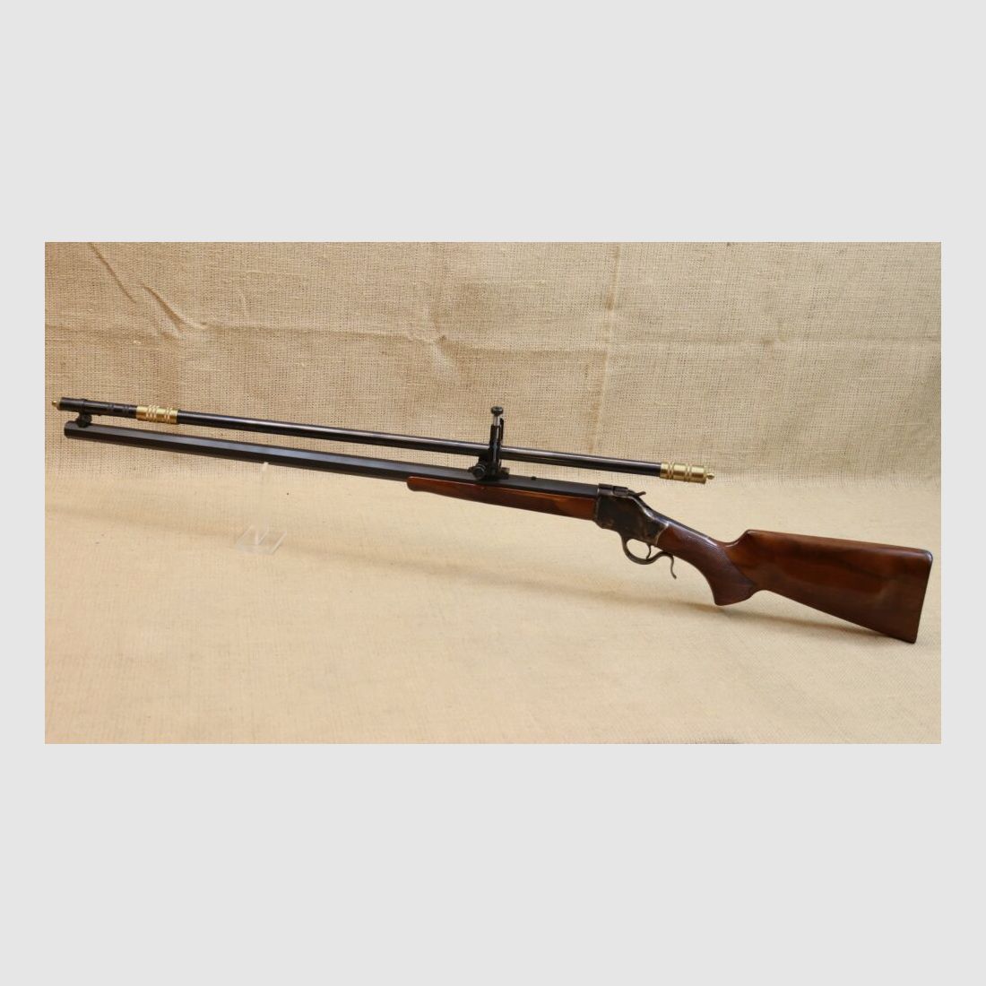 Pedersoli High-Wall Winchester 1885 inkl. Malcolm Scope .38-55Win