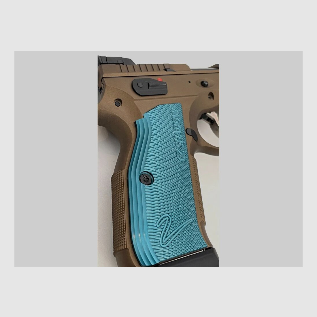 CZ Česká zbrojovka a.s. CZ SHADOW 2 in Burnt Bronze NEU 9mmLuger