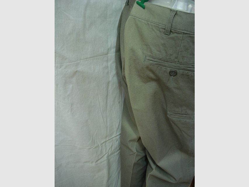 Jeans mit Farbfehlern -