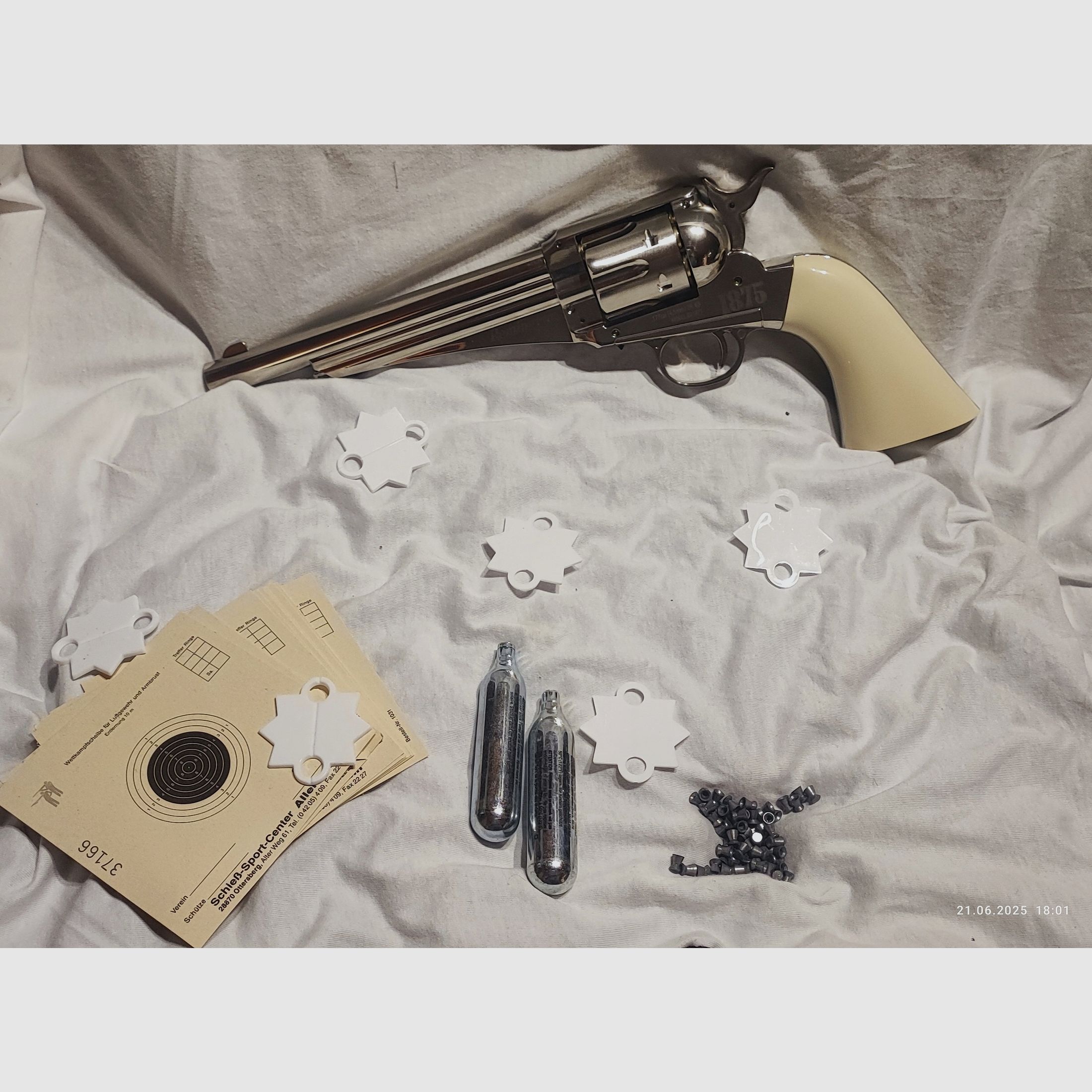 Crossmann Remington 1875 CO2 Luftpistole/Revolver Set 