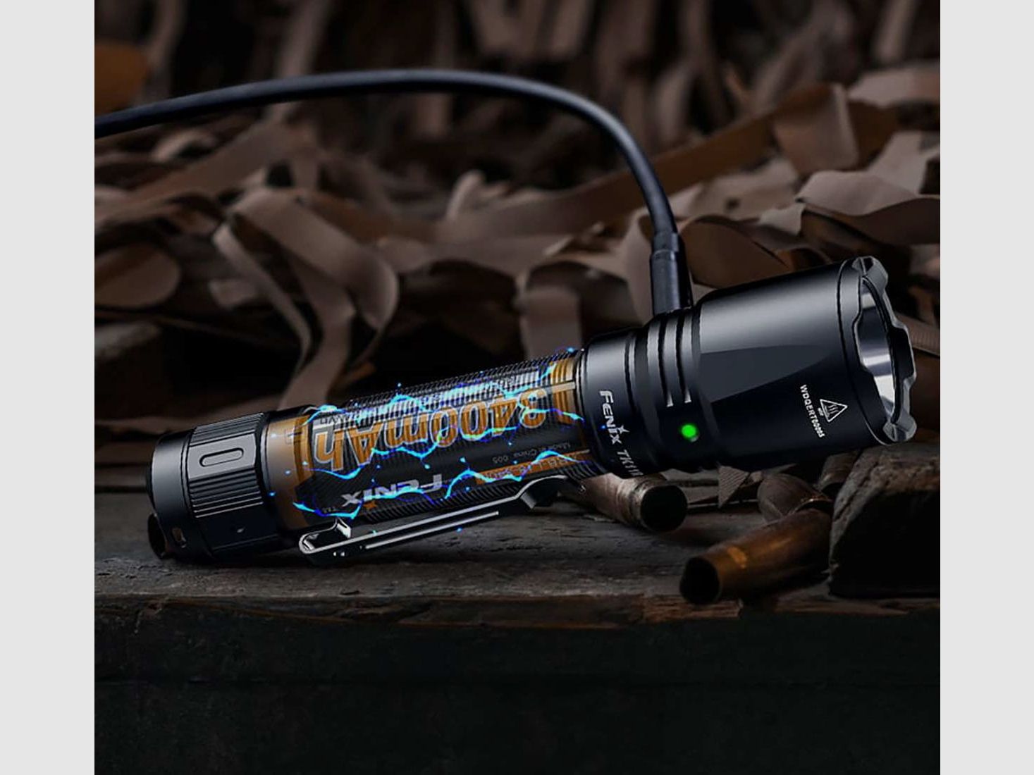 Latarka Fenix TK11R - 1600 lm, zdjęcie 9 z 12