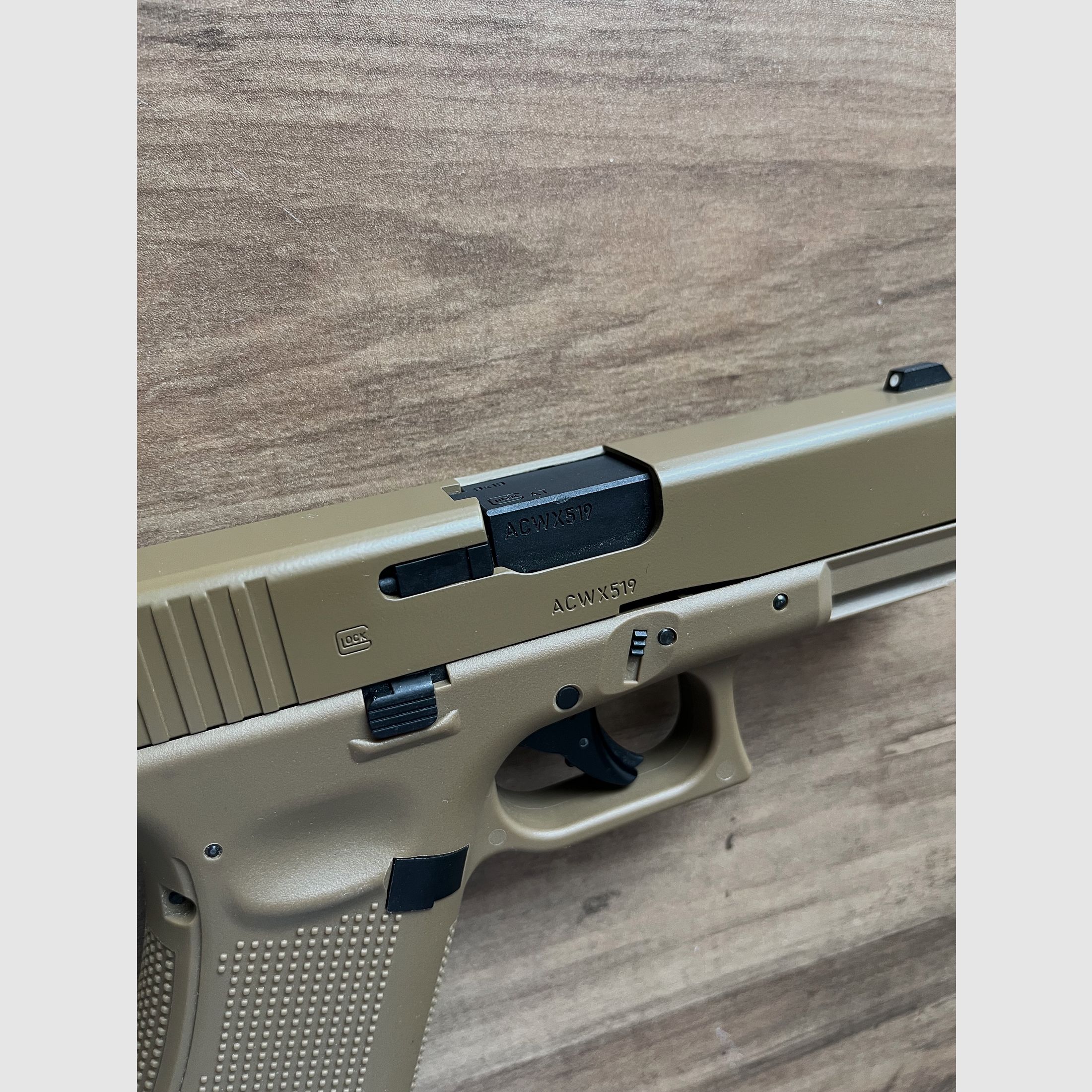 Glock 19X CO2 luchtpistool kal. 4,5mm BB blowback coyote tan