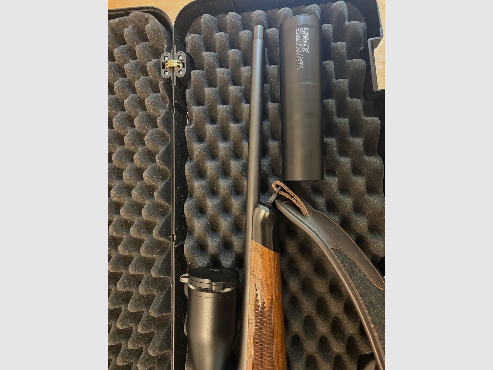 Blaser R8  Links!!  308 Win, Swarovski Z8i 2,3-18x56