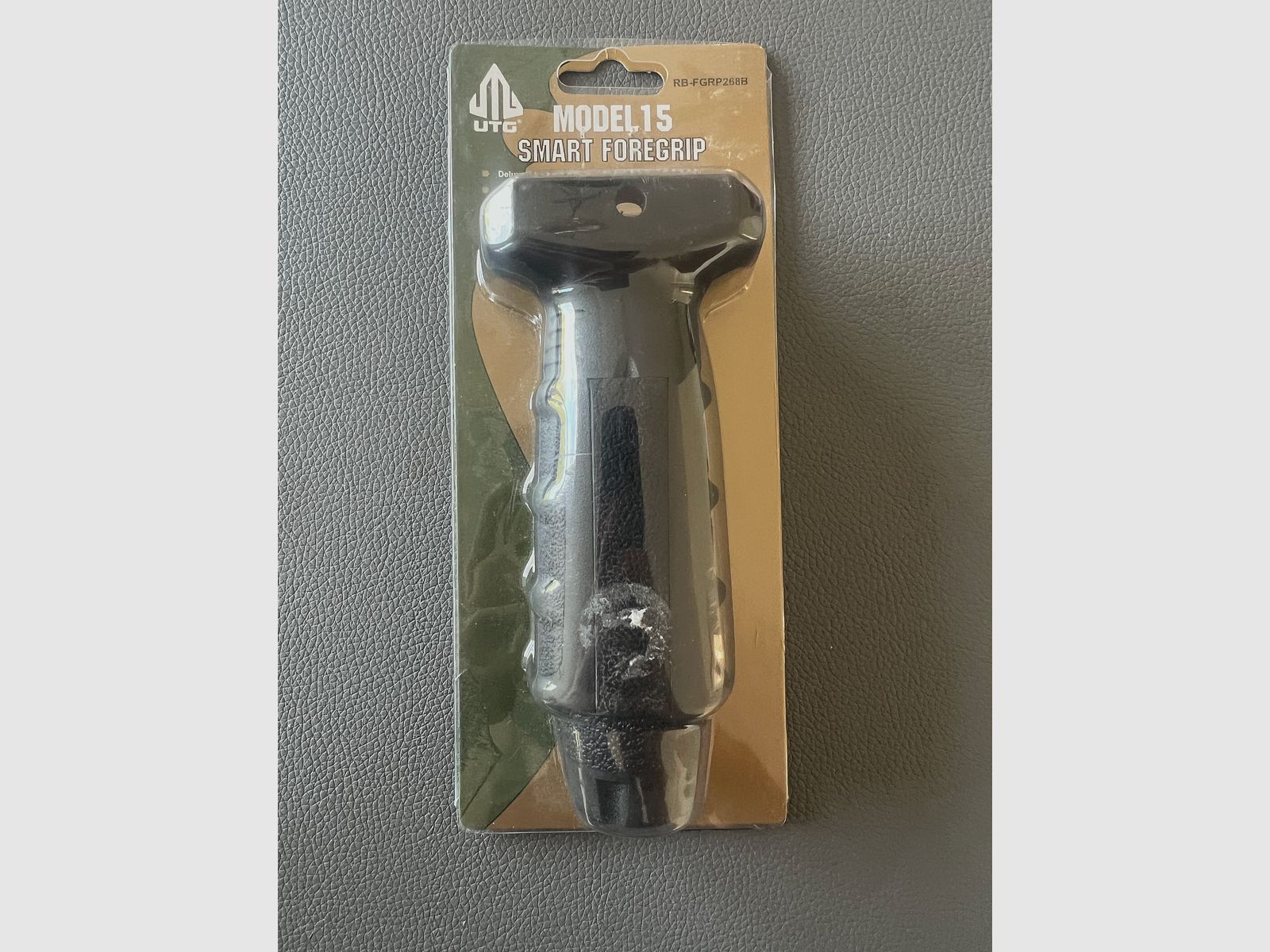 UTG Model 15 Smart Foregrip RB-FGRP268B – Nowy w oryginalnym opakowaniu