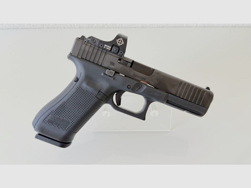 Glock 17 Gen 5 MOS with Sight Mark Red Dot 9mm Luger