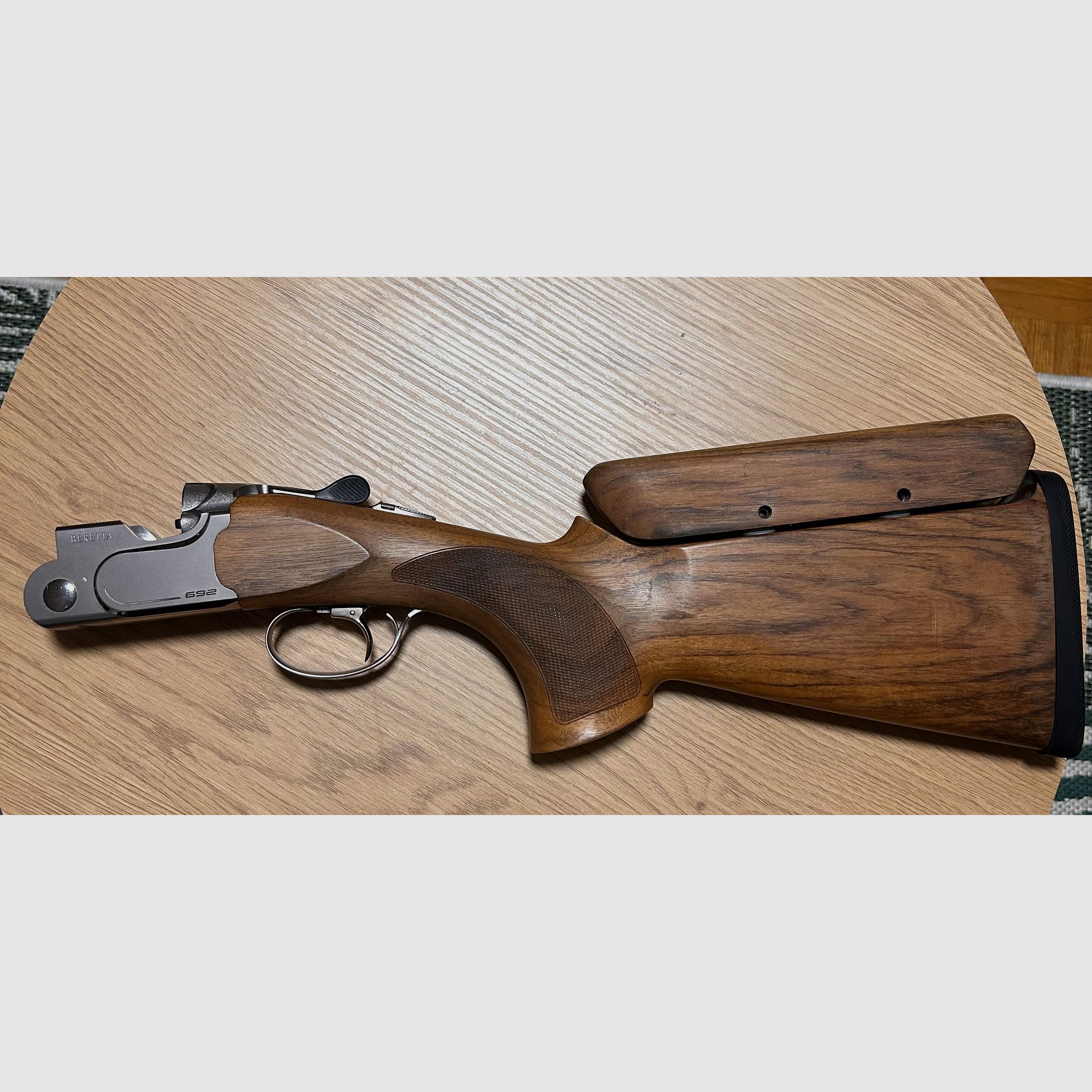 Beretta 692 X-Trap left-hand version