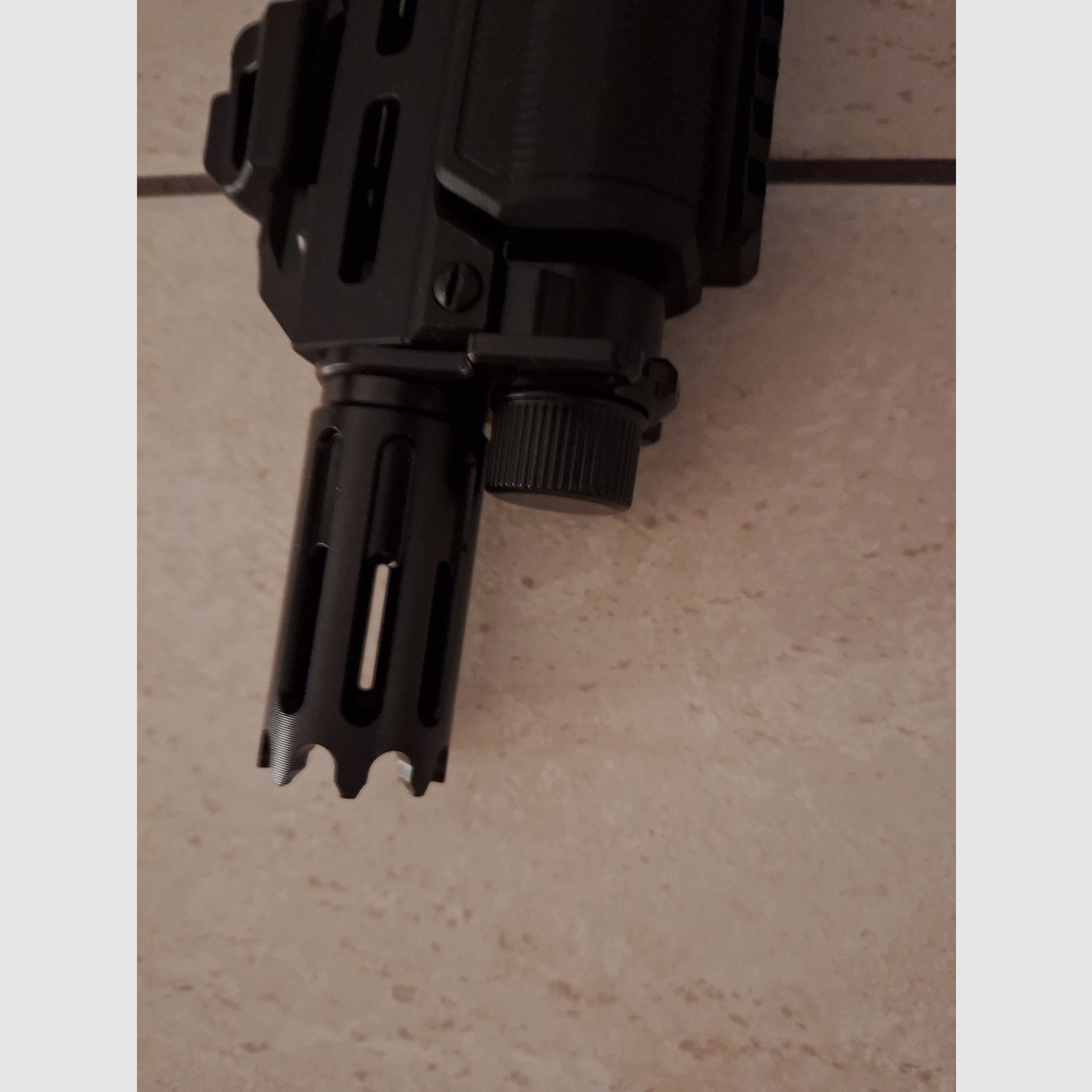 P2P HDX 68 BLACK Schwarz