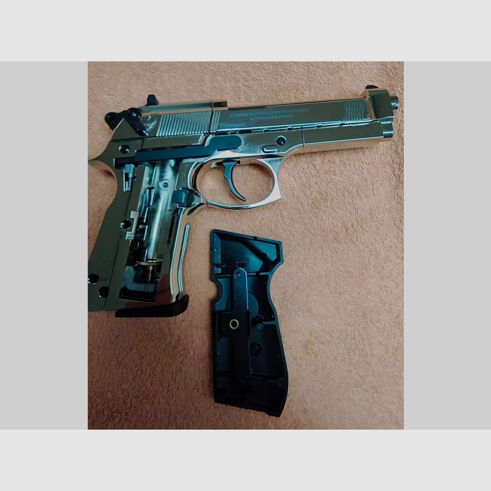 Beretta 92fs co2 Chrome (4.5mm diabolos)