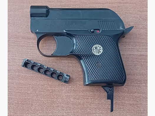 Zeldzame EM-GE Mod. 62 in Kal. 6 mm Knall Flobert