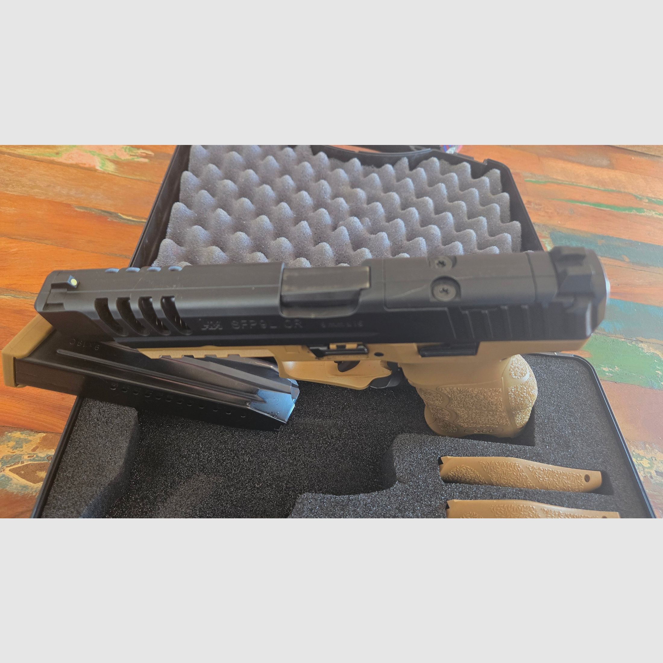 Heckler & Koch SFP9 L OR – modèle spécial en RAL 8000 (Sable)