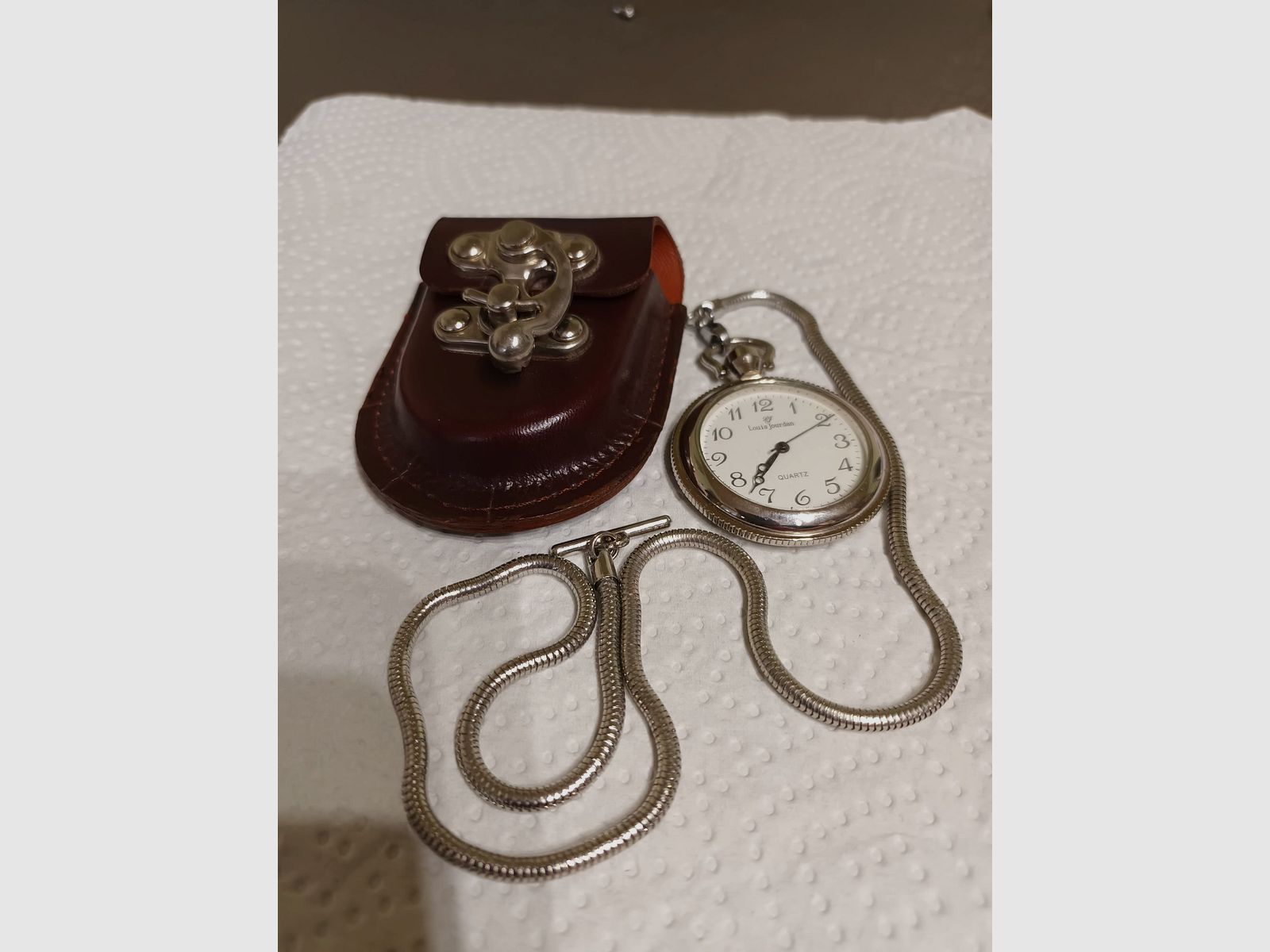 Zakhorloge van Louis Jordan met leren etui