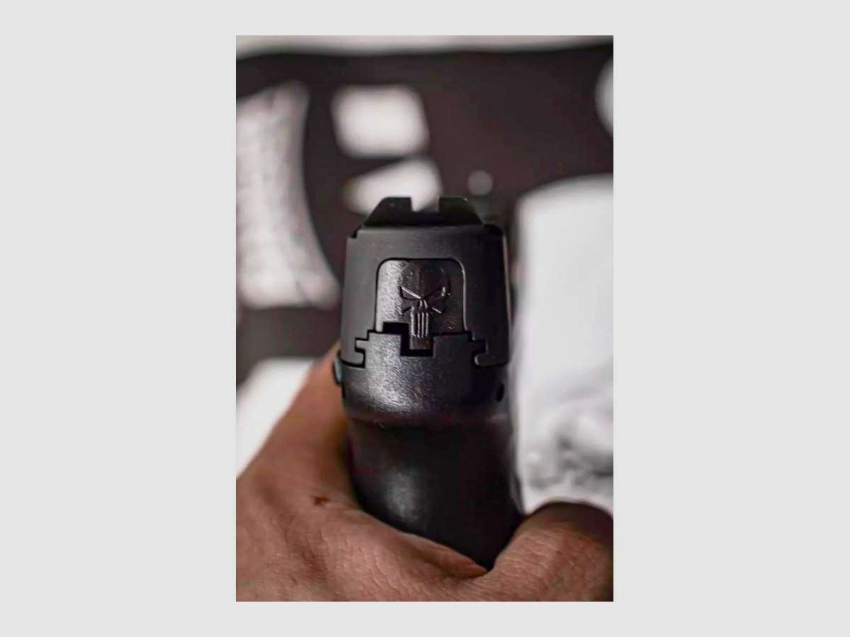 REAR SLIDE COVER PLATE PUNISHER TAURUS G3, image 2 of 3