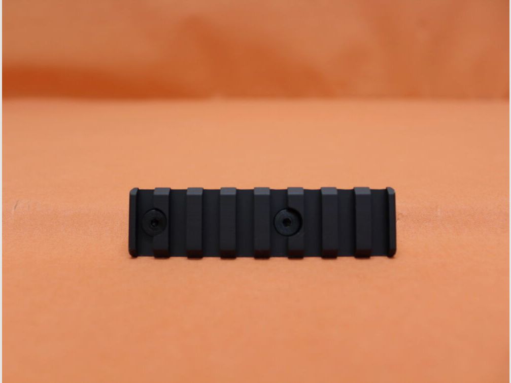 UTG - Leapers UTG KeyMod Compatible Picatinny Rail Sections (MTURS04M) Black 8 Slots Picatinnyschiene, Bild 1 von 4