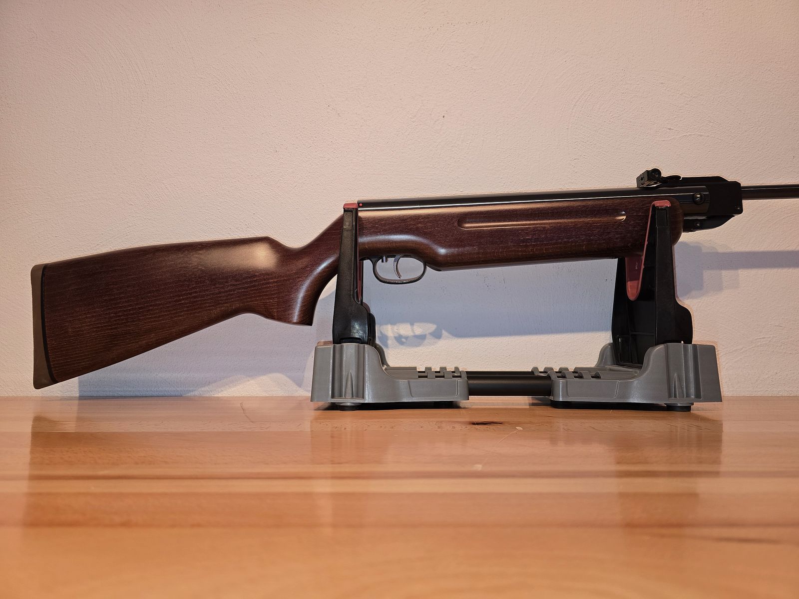 Carabina de aire Weihrauch HW 35 con mira abierta en calibre 4,5 mm