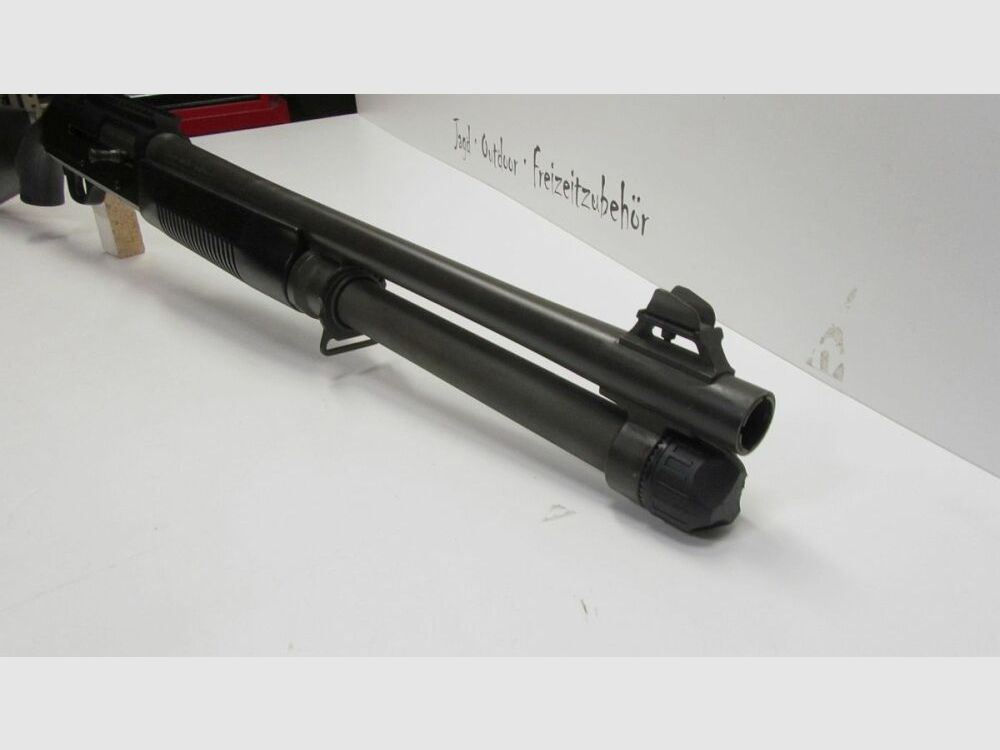 Fucile semiautomatico Benelli M4 Super 90 cal. 12/76, canna da 47cm 12/76