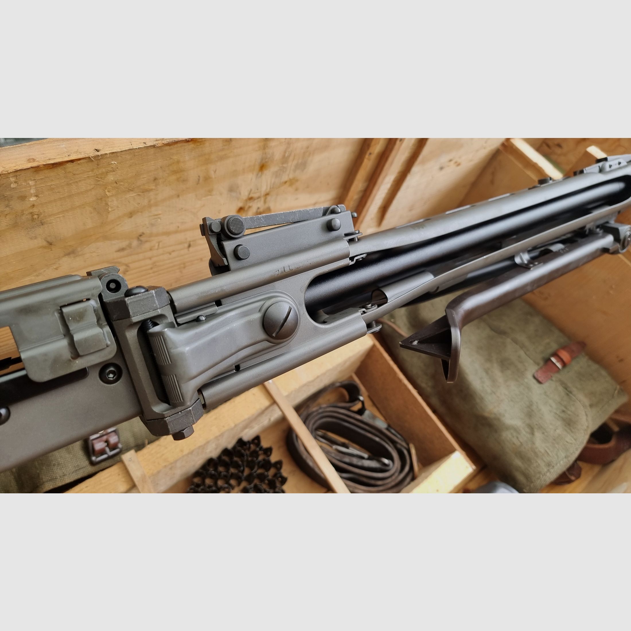 MG 42 Airsoft G&G Vollmetall Schussrate 1200 mit original Kiste und Zubehör 42/53 rar