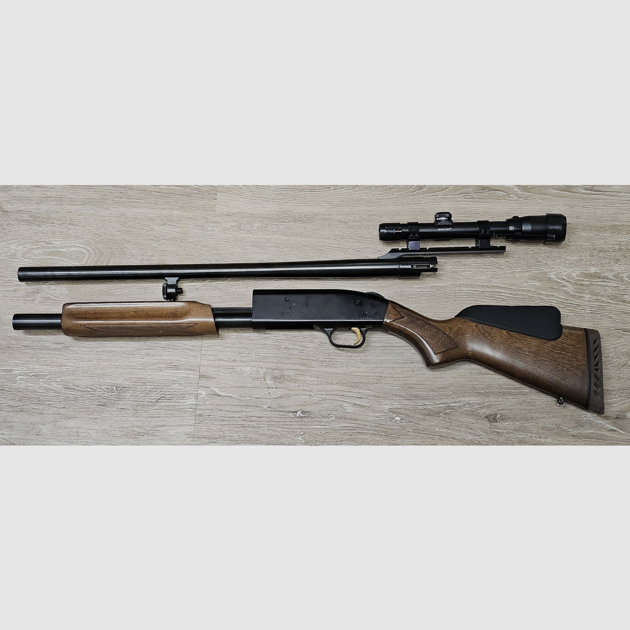 Mossberg 500A caliber 12/76, forend repeater, pump shotgun, rifled barrel with Bushnell scope