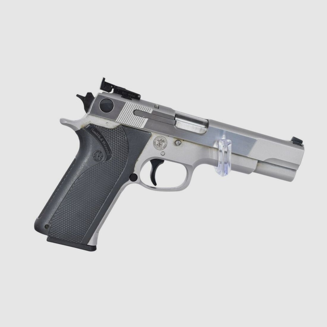 Smith & Wesson 845
