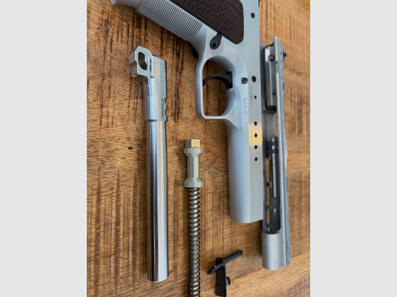 Tanfoglio Gold Match, 9mm, gotowy na optykę, z dużą ilością akcesoriów