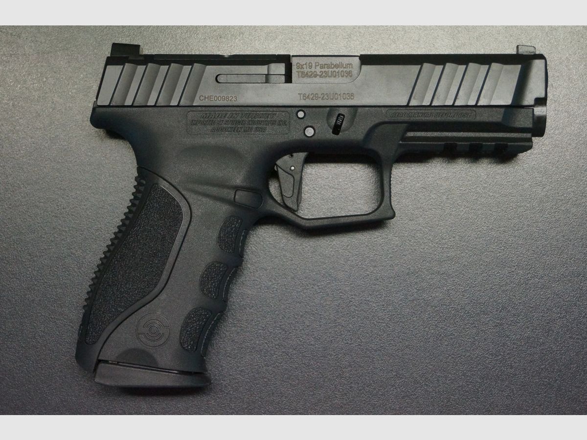 Stoeger STR-9, Bild 1 von 6