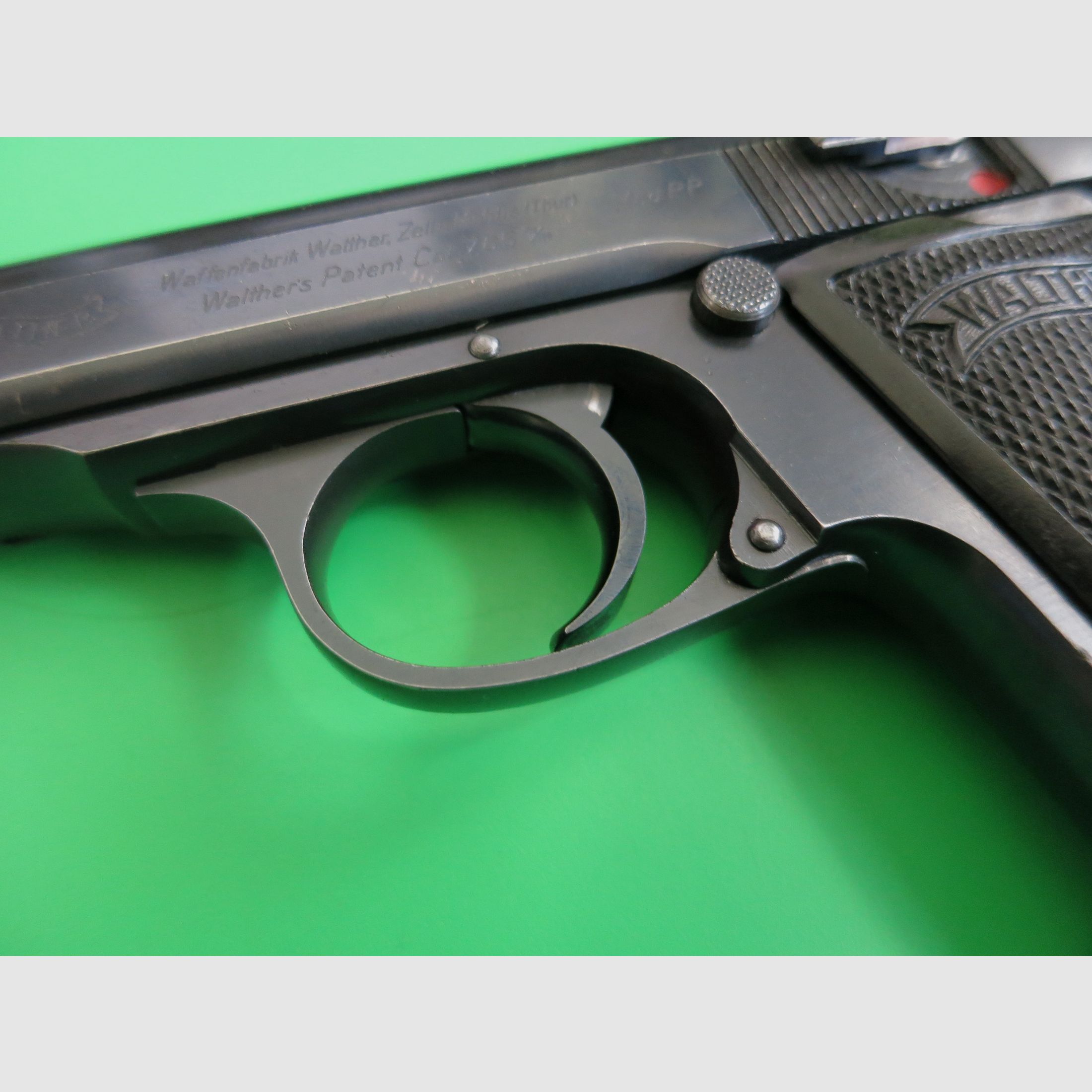 Pistolet semi-automatique, Walther PP, cal. 7,65 mm Br., Waffenfabrik Walther, Zella-Mehlis (Thür.) Mod.PP, 1929-30       #14