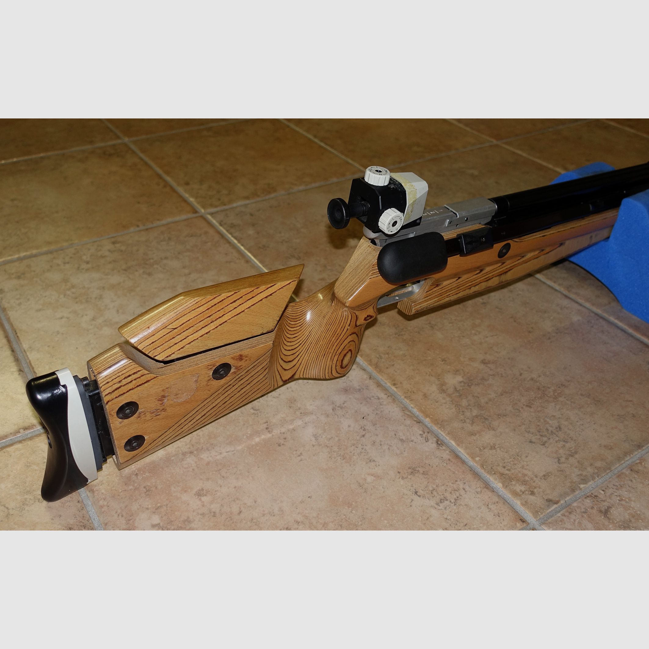 FWB Feinwerkbau Druckluft Matchgewehr Mod. 602 / neues Service / alle Dichtungen NEU