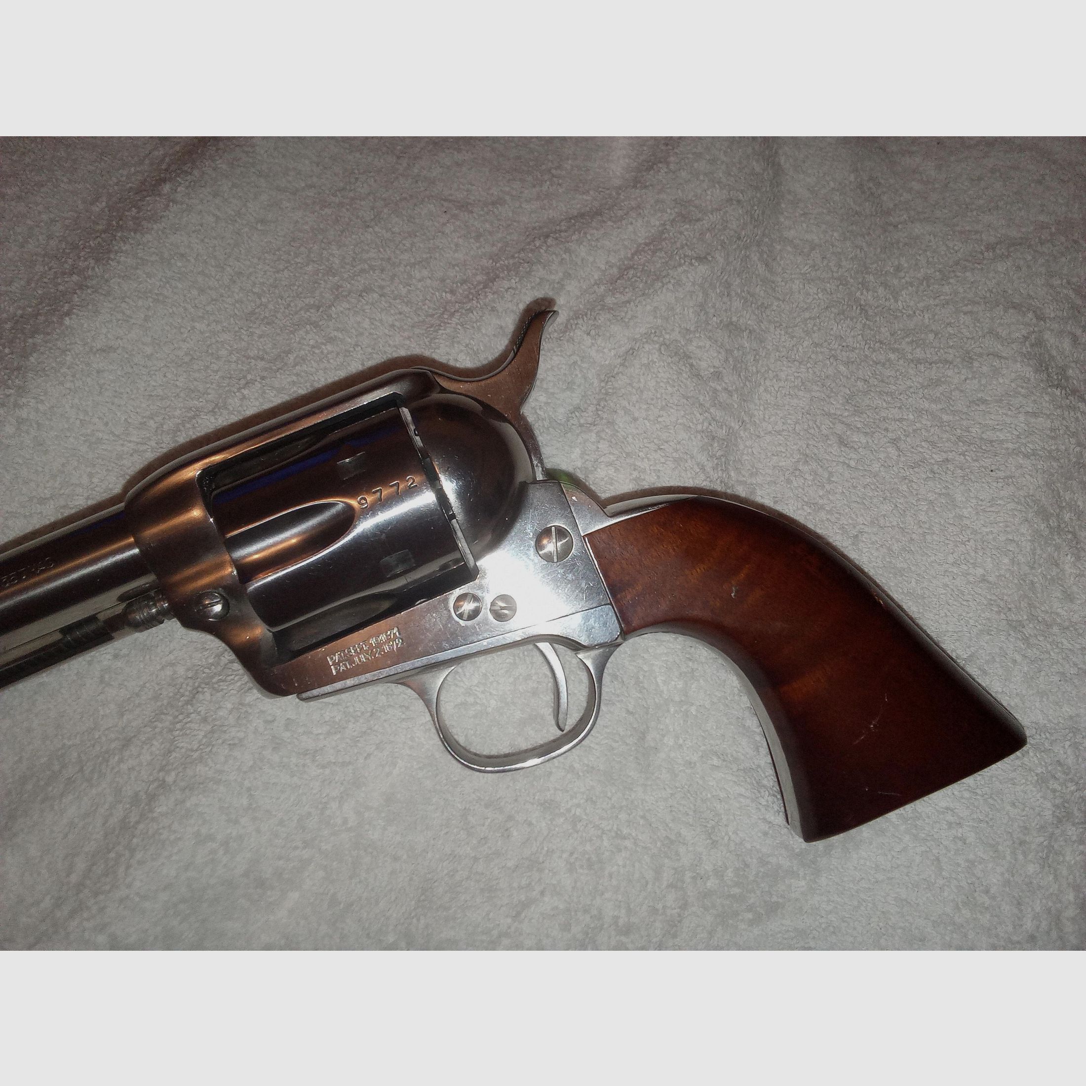 Revolver Uberti 1873 Cattleman Kaliber 357 Magnum lufa 5.1/2" KATEGORIA B