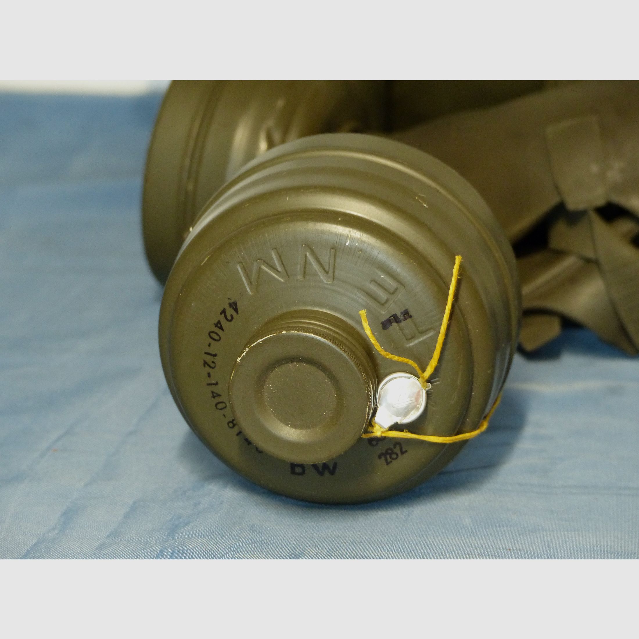 Bundeswehr ABC protection equipment transport bag, gas mask 2 filters and accessories BW 70s