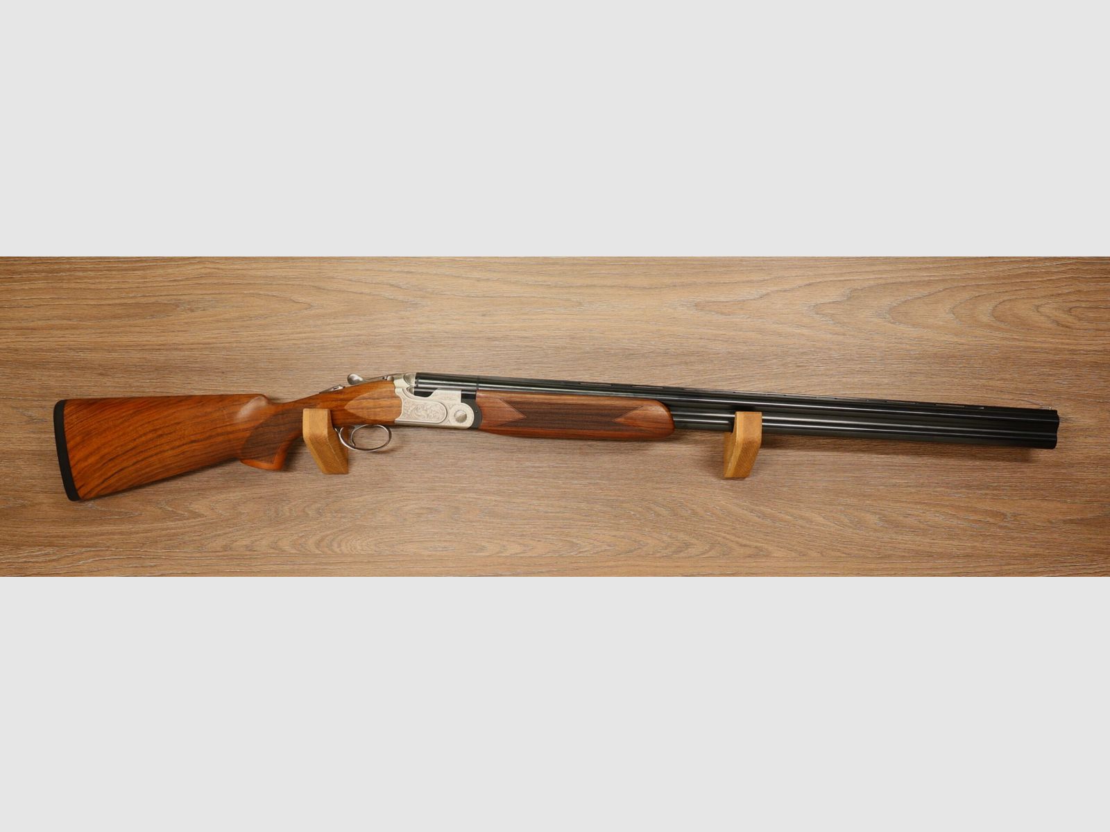 690 Field I – Linkshänder – 12/76, Bild 1 von 2
